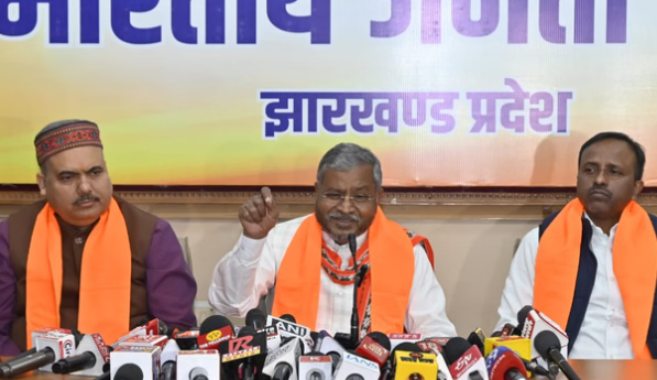 झारखंड में अवैध कोयला कारोबार पर बाबूलाल मरांडी के गंभीर आरोप- ‘पुलिस–माफिया गठजोड़ सक्रिय’