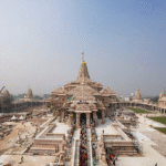 राम मंदिर परिसर में नई समितियों के गठन और प्रशासनिक व्यवस्थाओं में बदलाव को लेकर आयोजित समीक्षा बैठक।