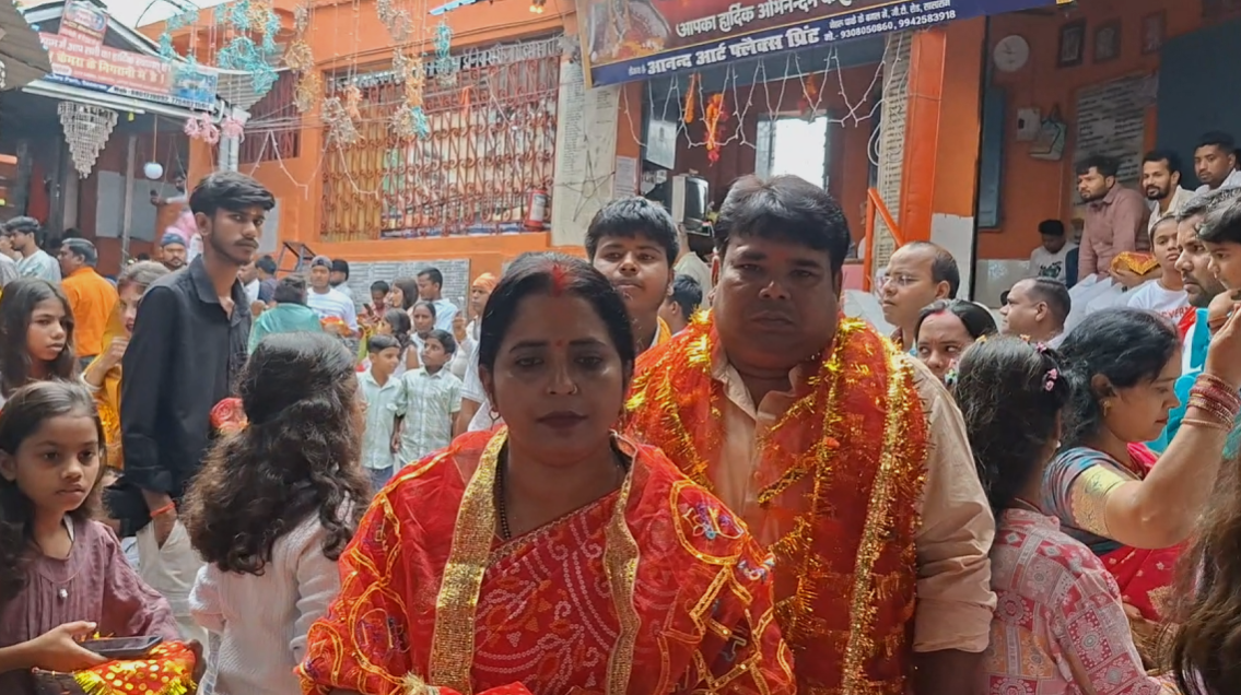 सासाराम: मां ताराचंडी धाम में उमड़ी भीड़, सुबह 4 बजे से दर्शन शुरू 1 Screenshot 2026 10 11 165530