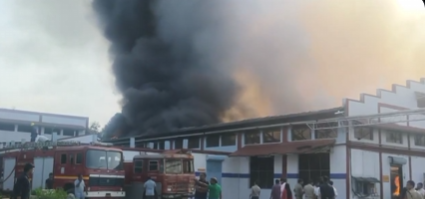 जबलपुर की पारले-जी फैक्ट्री में भीषण आग, 1000 टन बिस्किट जलकर खाक 1 जबलपुर के रिछाई औद्योगिक क्षेत्र में पारले-जी बिस्किट फैक्ट्री में आग