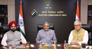 भारत निर्वाचन आयोग में अधिकारियों के बीच मतभेद से जुड़ा मामला