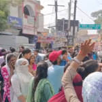 डेहरी महिला कॉलेज में परीक्षा के दौरान हंगामा, निष्कासन के बाद छात्रों का प्रदर्शन 9 Screenshot 2026 10 27 233700
